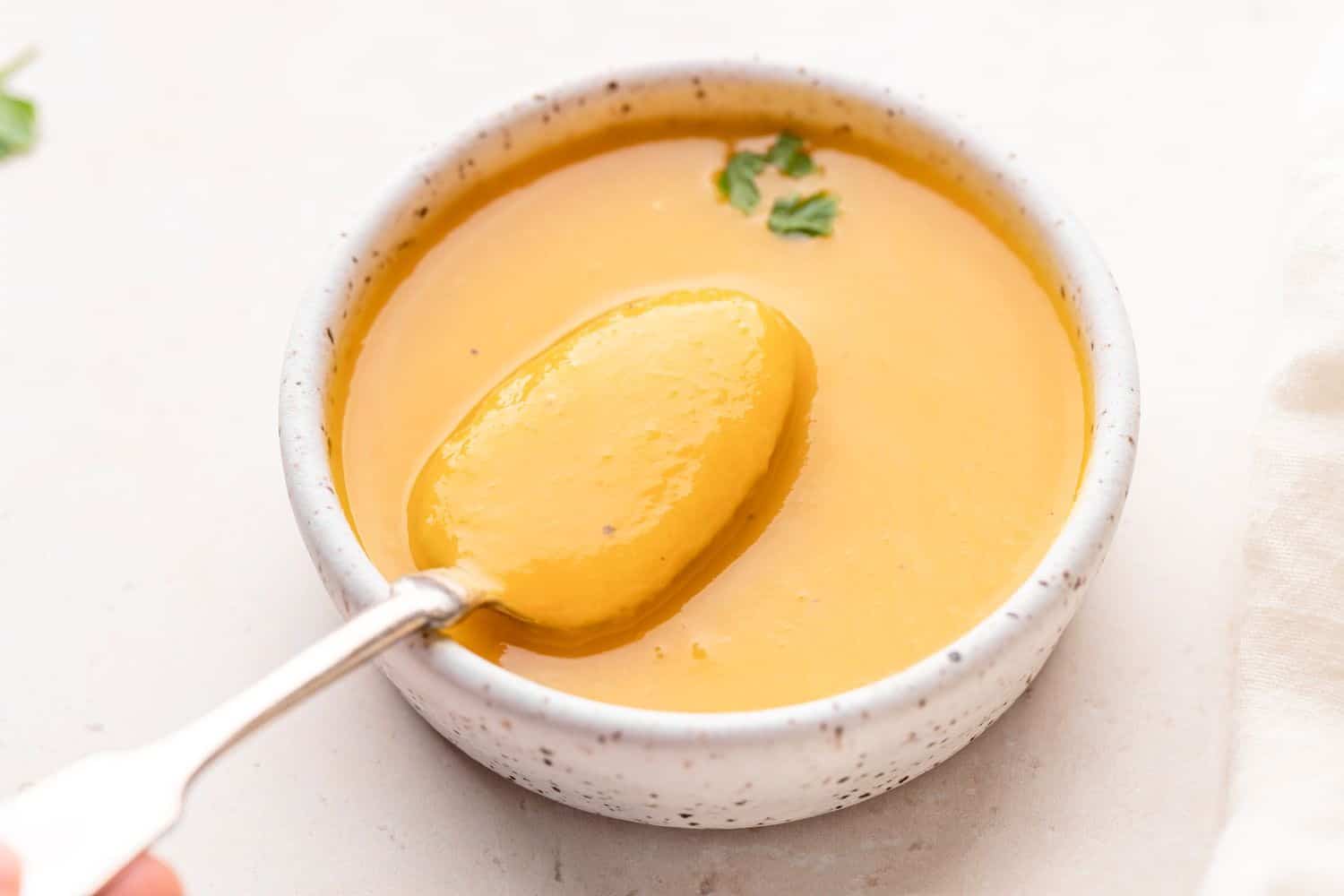 Butternut Squash Soup Recipe: Fast, Simple and Tasty