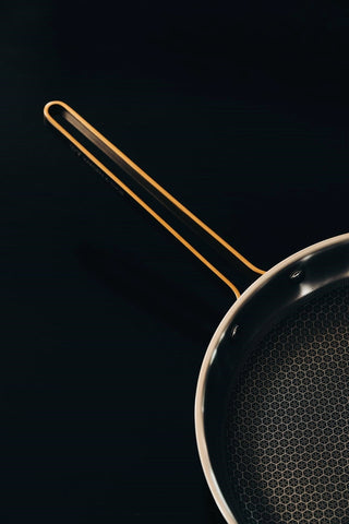 Modell Xb - Frying Pan, Black with Details of Brass