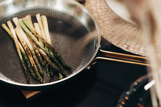 Modell Xb - Frying Pan, Black with Details of Brass
