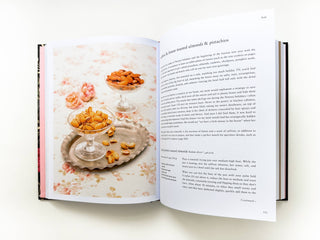Pomegranates and Artichokes by Saghar Setareh: Paperback; 289 pages / English