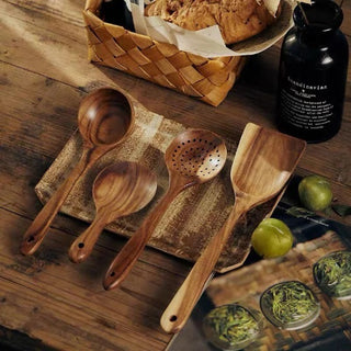 Season and Stir™ Stunning set of 7 wooden kitchen utensils with holder